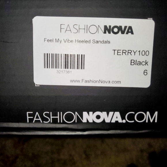 Womens Heels - Picture 2 of 7